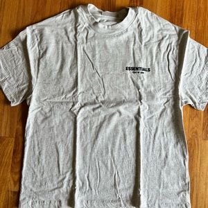 Fear of God Essentials Size XXL. Gray
